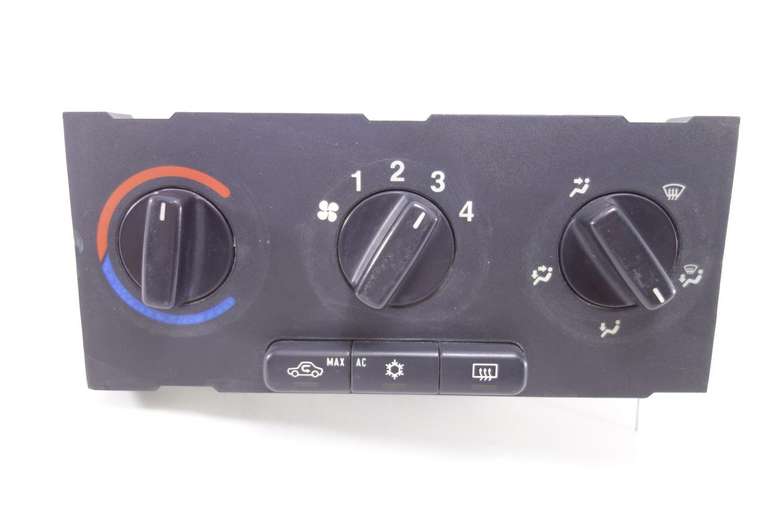 Panel de clima Opel Zafira Behr 247624 247 624 90673624 - foto 1