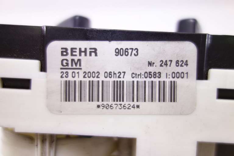 Panel de clima Opel Zafira Behr 247624 247 624 90673624 - foto 3