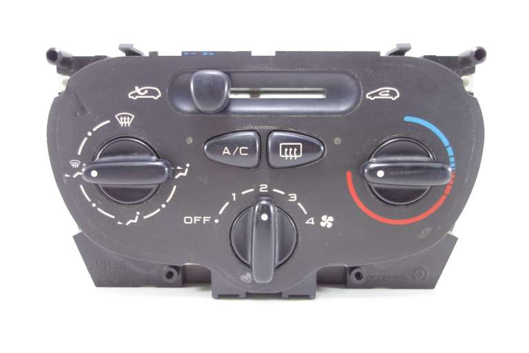 Panel de clima Peugeot 206 Behr 99210 - foto 1