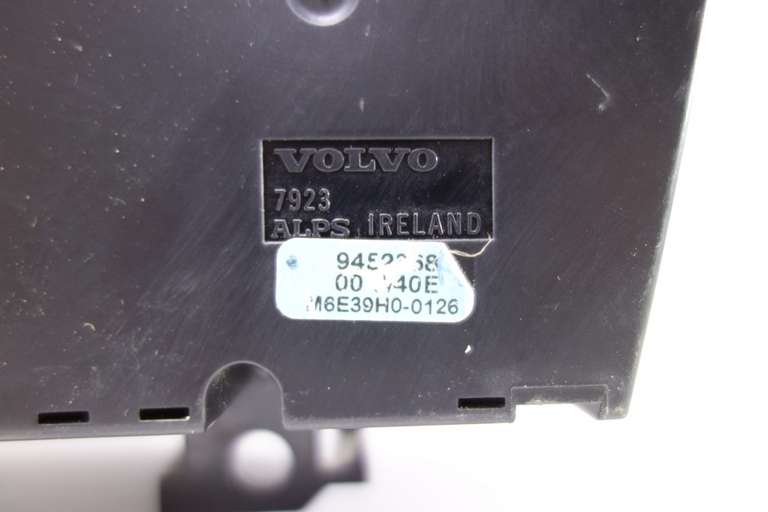 Panel de clima Volvo S60 9452368 M6E39H00126 M6E39H0-0126 - foto 3