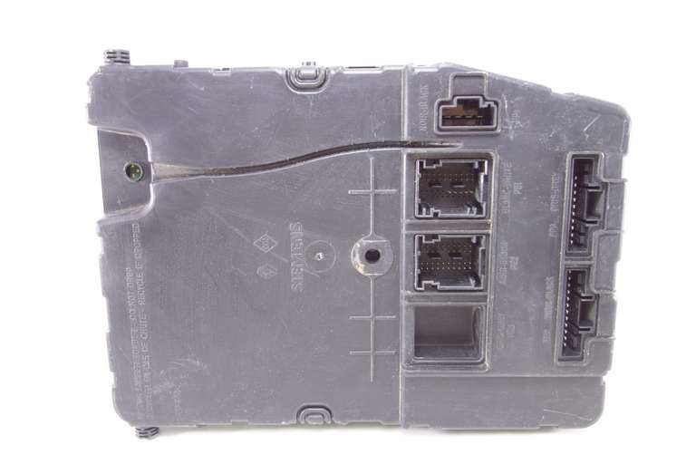 Caja de fusibles Megane Scénic 8200433201 S118400140F S118400140 F - foto 1