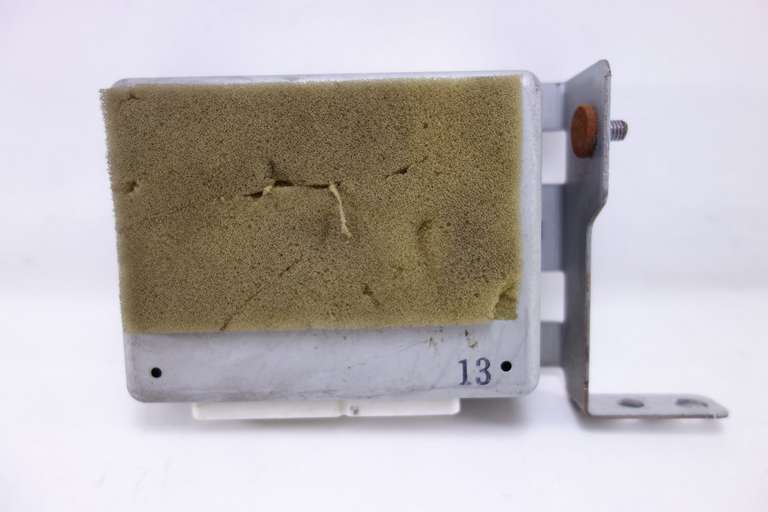 Computadora ABS Mazda 323F BC1D67650B BC1D 67 650B 2051359 20513 59 - foto 1