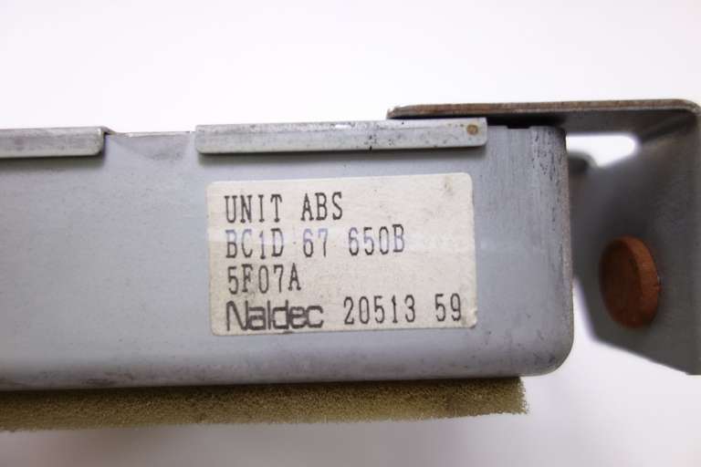 Computadora ABS Mazda 323F BC1D67650B BC1D 67 650B 2051359 20513 59 - foto 2
