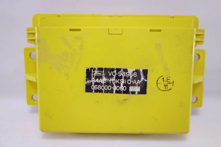 Módulo de confort Ford ECU 84AB10K910AA 84AB-10K910-AA - foto 1