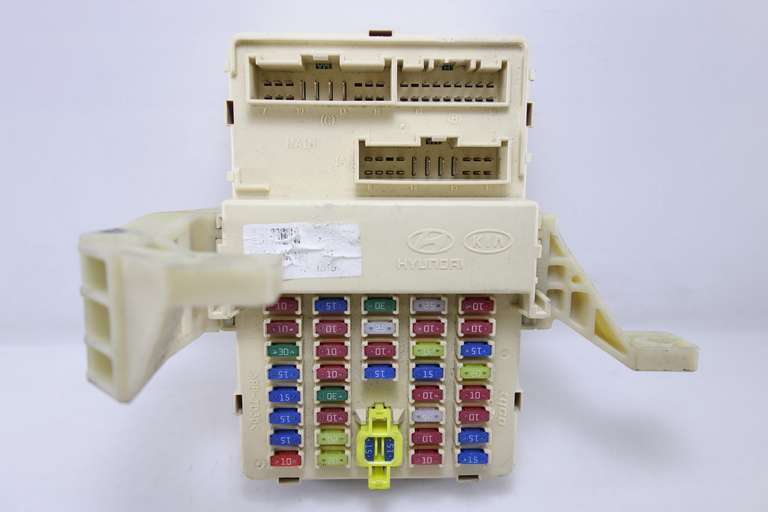 Caja de fusibles hyundai 850 188119 - foto 1