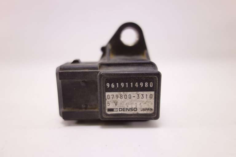 Sensor de presion Peugeot 605 9619114980 0798003310 079800-3310 Denso - foto 1