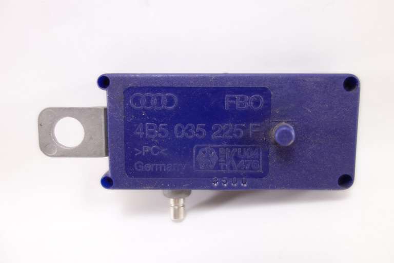 Antena Audi A6 4B 4B5035225F 4B5 035 225 F - foto 1