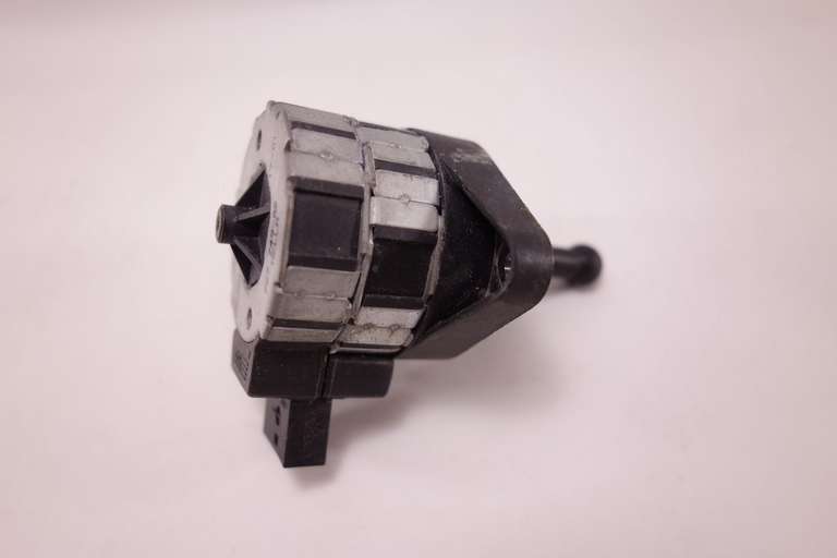 Servomotor de calefaccion VW Golf Jetta 4B0941293 4B0 941 293 72774902 727 749-02 Hella - foto 1
