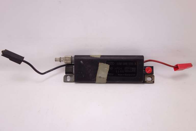 Antena Audi 100 A6 C4 A8 S8 4A5035225A 4A5 035 225 A - foto 1