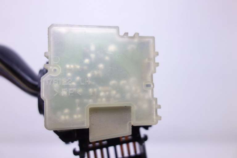 Mando de limpiaparabrisas Mazda 323F 17B122LH 17B122 LH - foto 2
