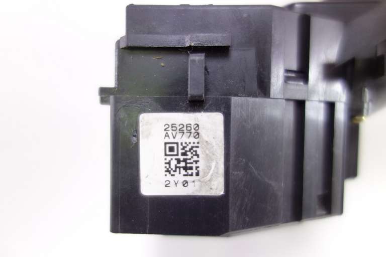 Mando de limpiaparabrisas Nissan Almera 25260AV770 25260 AV770 - foto 2