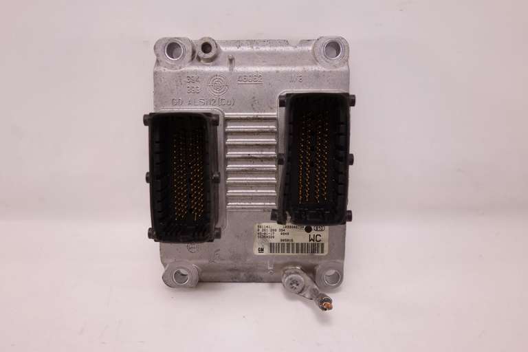 Centralita del motor Opel Corsa Astra 1039S08730 Bosch 0261208394 0 261 208 394 55354328 WC - foto 1