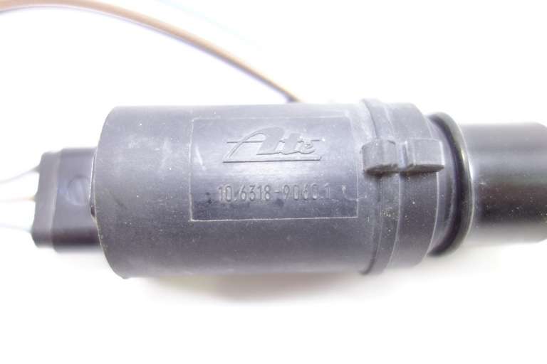 Sensor freno Mercedes W202 W210 10631890601 10.6318-9060.1 - foto 2