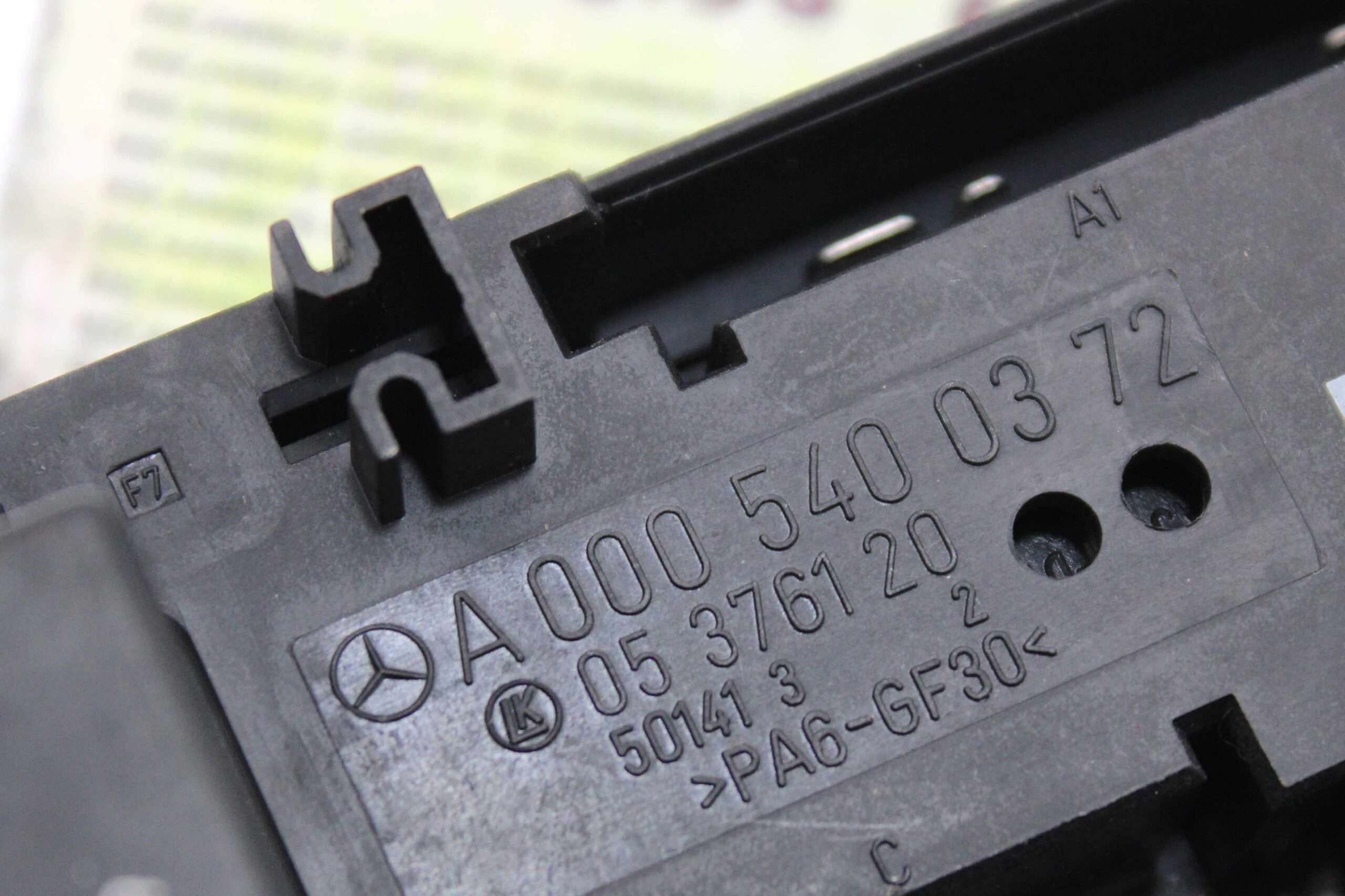 Caja de Fusibles Mercedes - foto 2