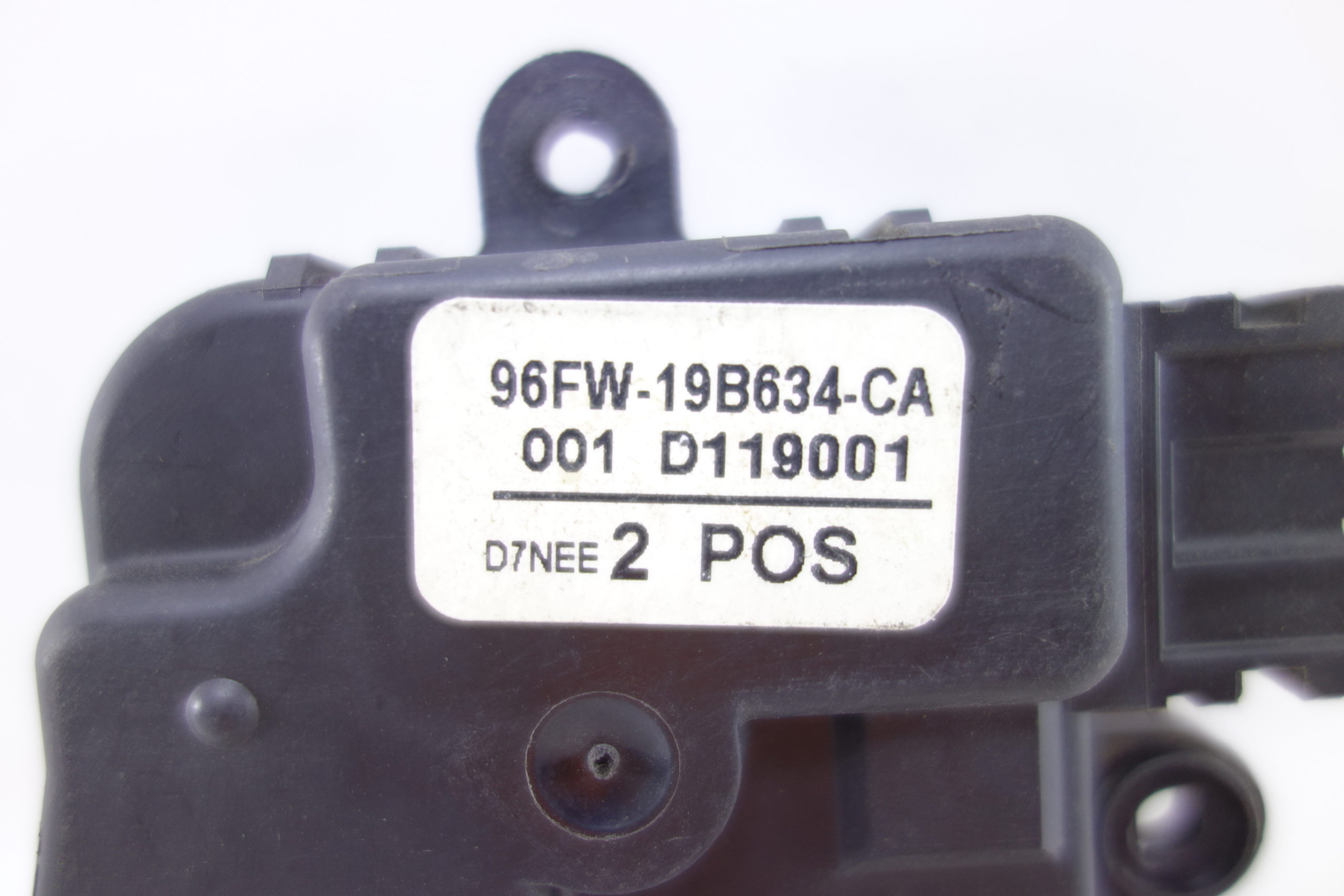Servomotor de calefaccion Ford Fiesta 96FW19B634CA 96FW-19B634-CA 001D119001 001 D119001 - foto 2