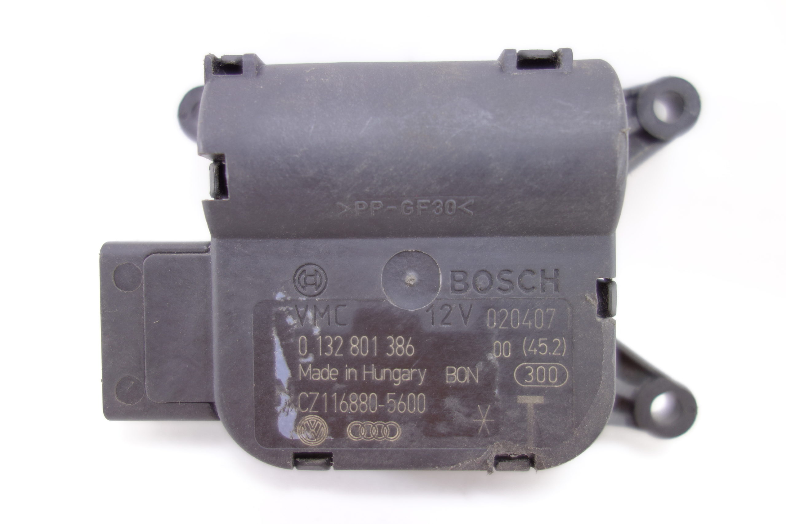Servomotor de calefaccion Vw Audi Skoda Seat CZ1168805600 CZ116880-5600 Bosch 0132801386 0 132 801 386 - foto 1