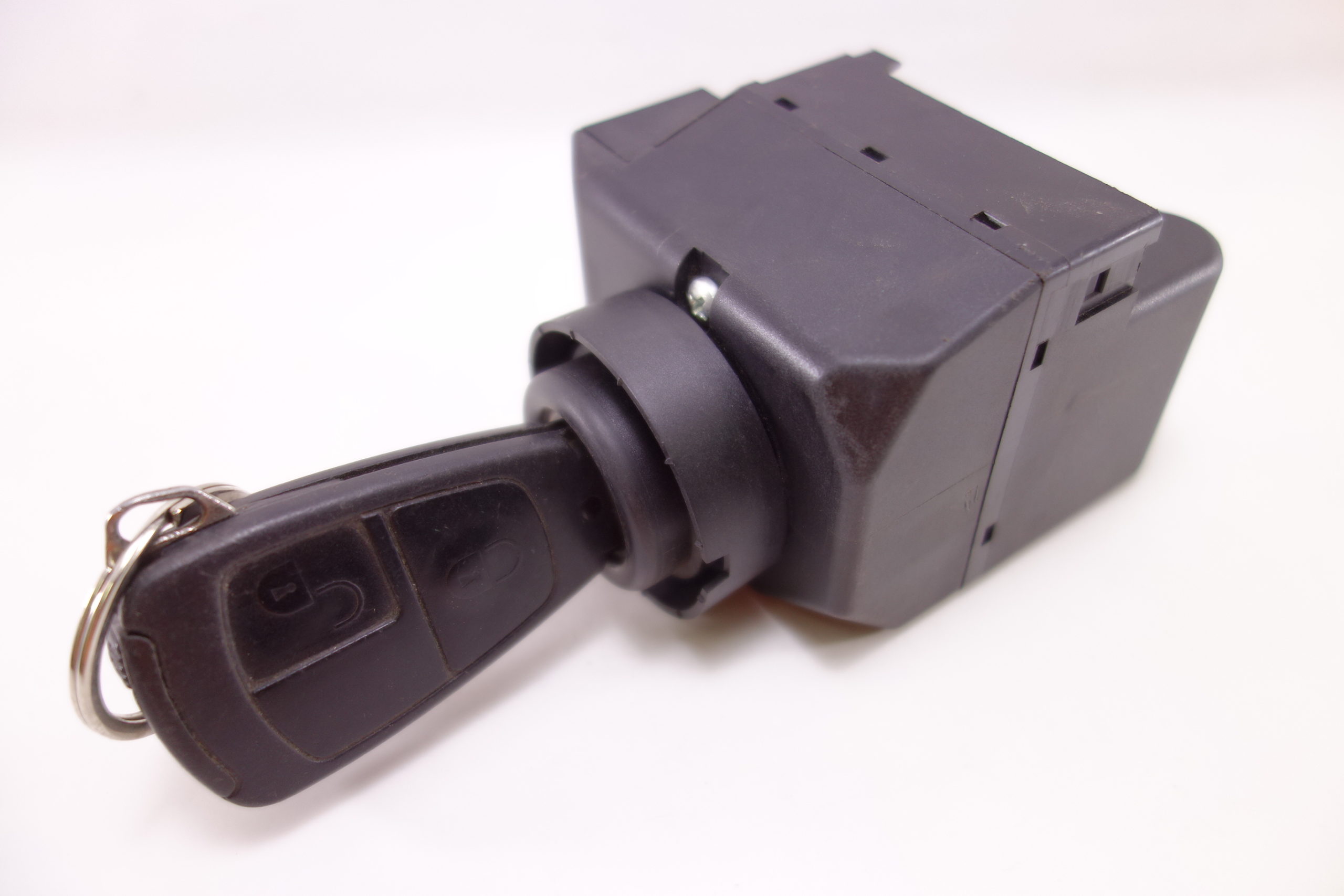 Lector de llave Mercedes E E200 2105450008 210 545 00 08 33000201 3300.0201 - foto 1