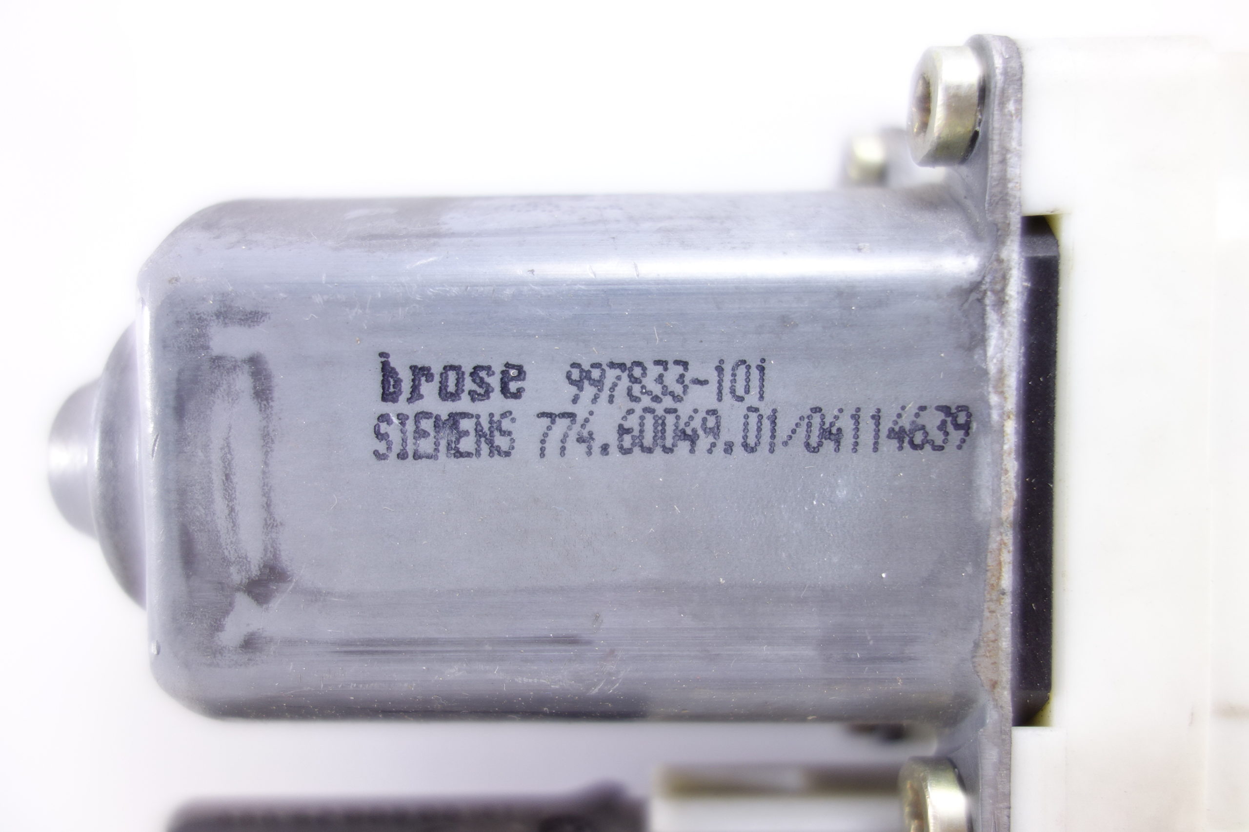 Motor de elevalunas Citroen C5 997833101 997833-101 Siemens 7746004901 774.60049.01 0536010901 053.60109.01 996387101 996387-101 - foto 2