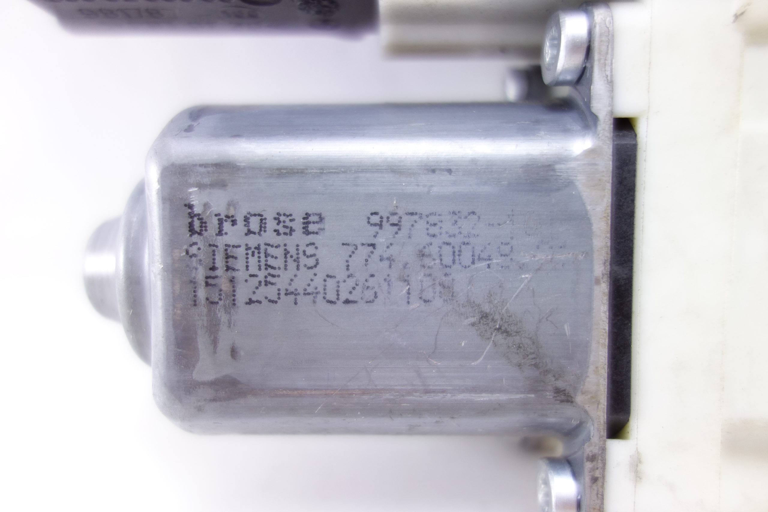 Motor de elevalunas Peugeot 307 997832101 997832-101 0536010902 053.60109.02 996385103 996385-103 7746004801 774 60048 01 - foto 2