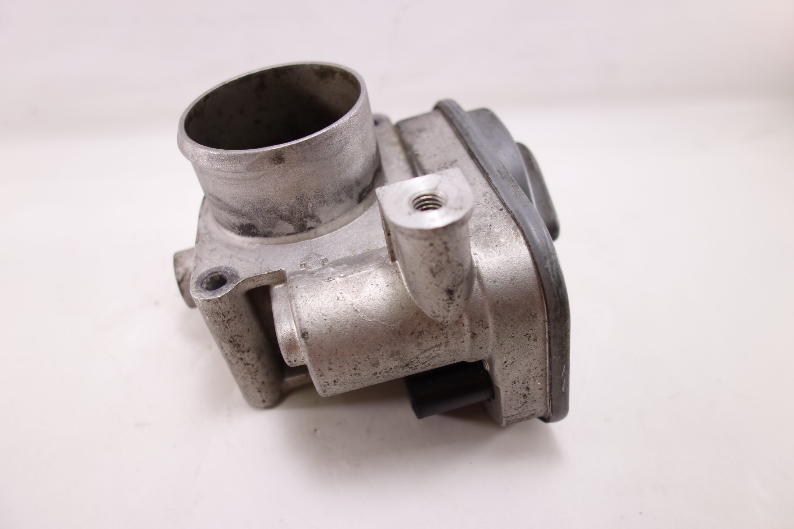 Caja de mariposa Opel Astra 8973002311 B60910320 B6 091 0320 - foto 1
