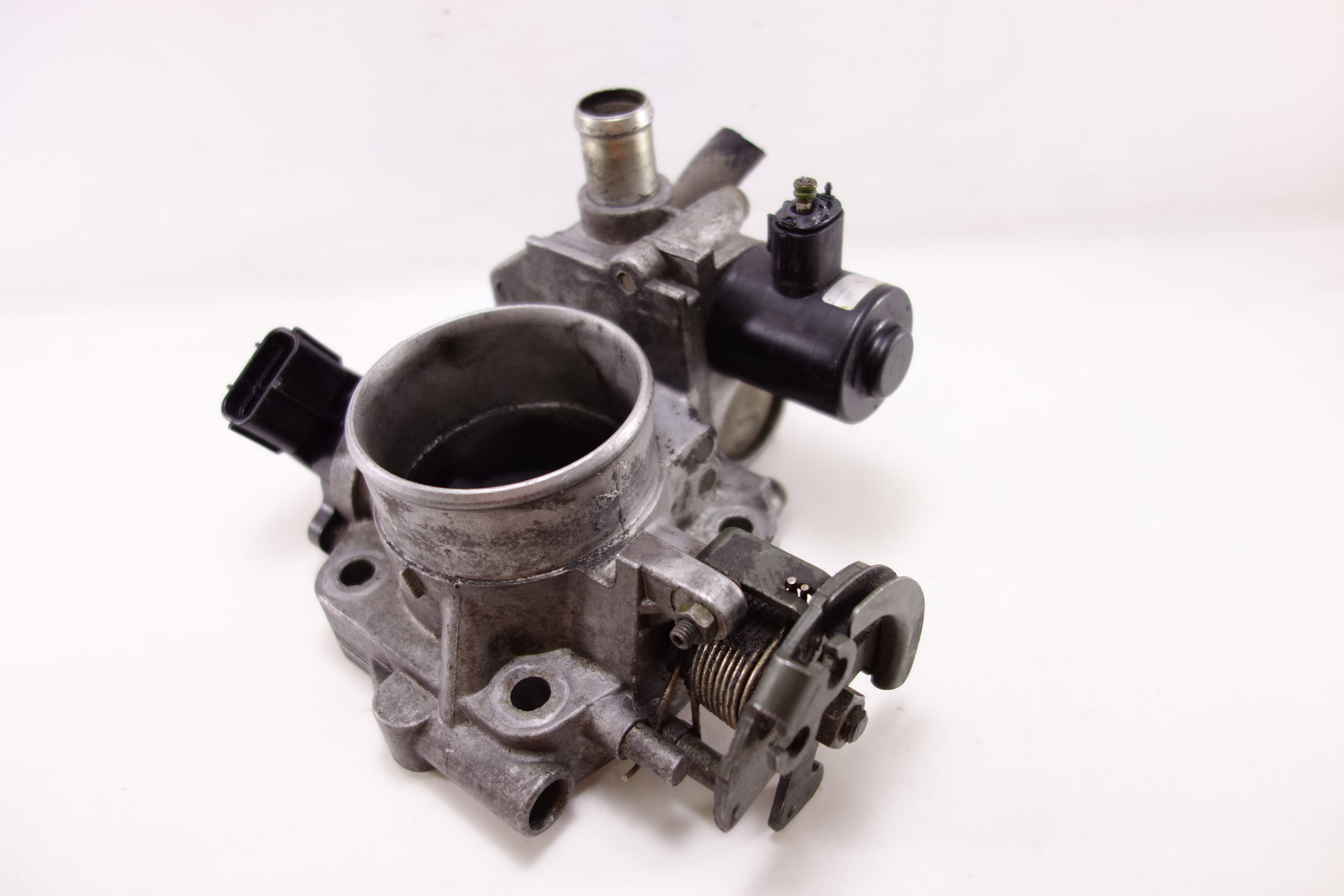 Caja de mariposa Mazda 3 B6BF41816Q01 B6BF 4181 6Q01 JE5018911 JE50 18 911 1985003130 198500 3130 - foto 1