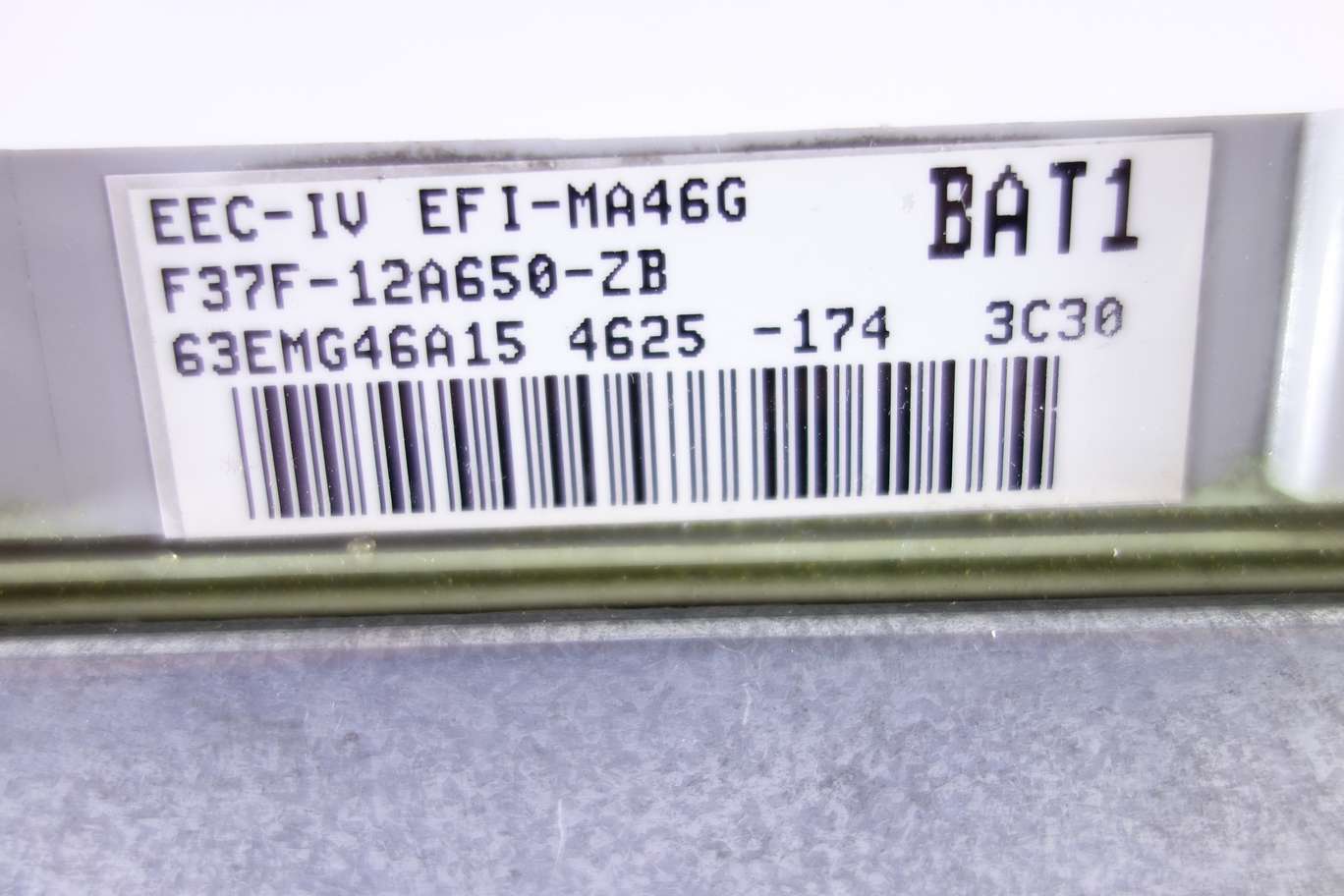 Centralita del motor Ford Explorer F37F12A650ZB F37F-12A650-ZB 63EMG46A15 BAT1 - foto 2