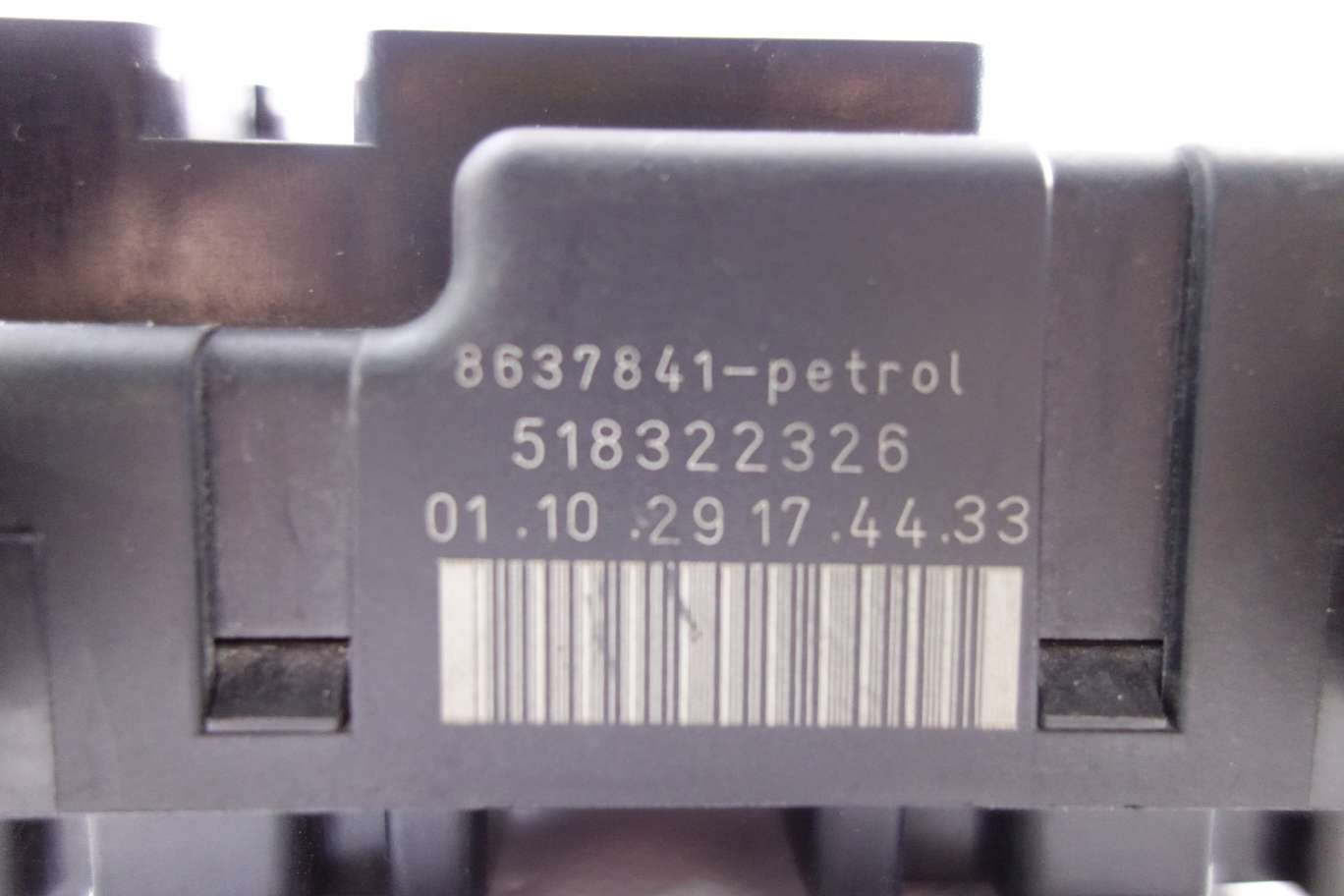 Caja de fusibles Volvo V70 S60 518322326 8637841 - foto 2