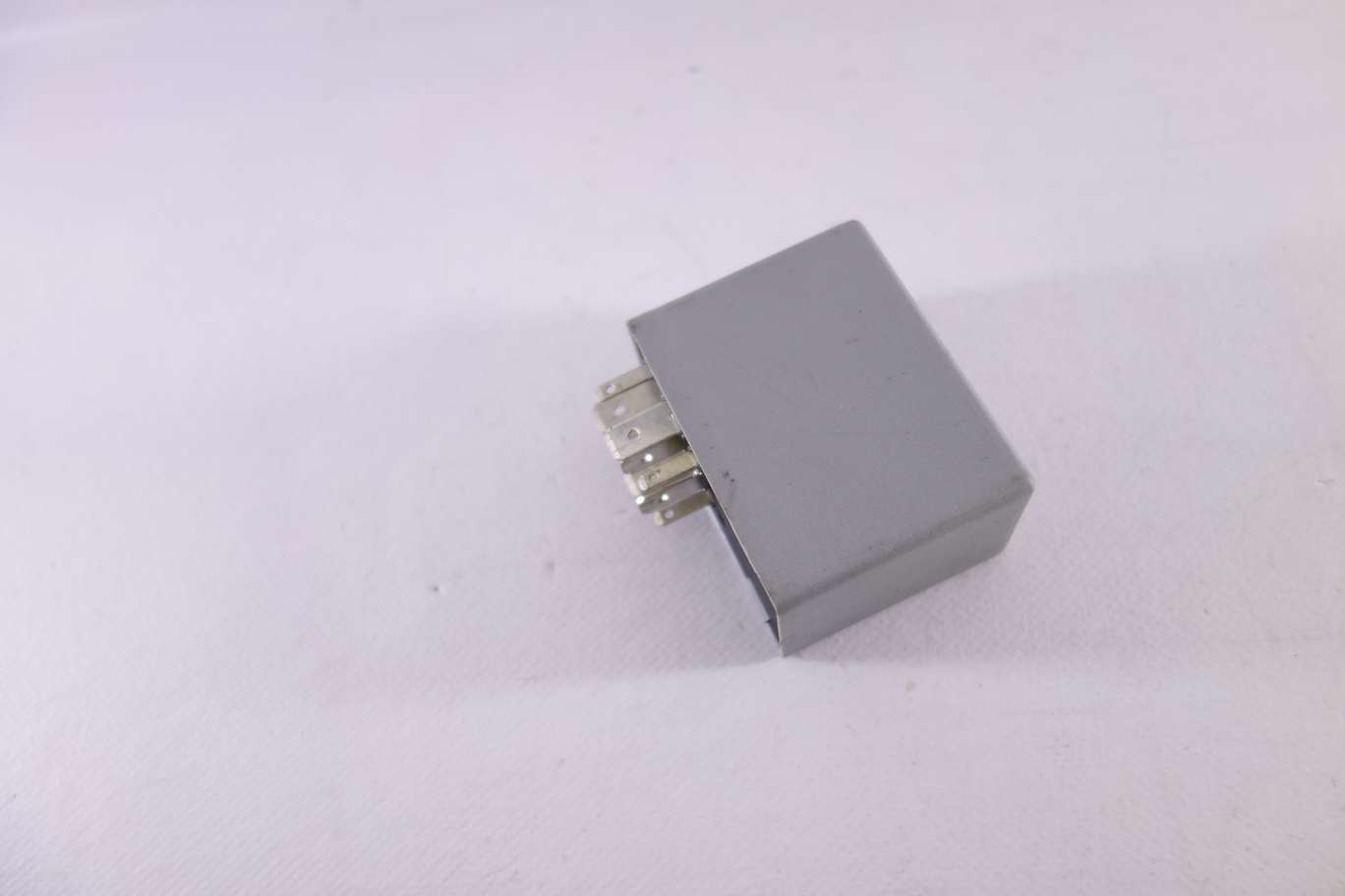 Rele VW Audi 5Z0941589 - foto 1