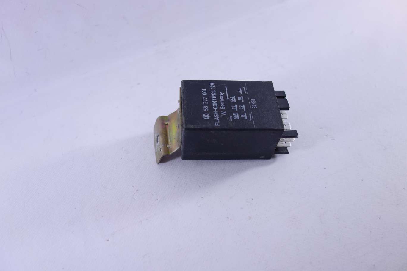Rele Mercedes W124 58227001 58 227 001 - foto 1