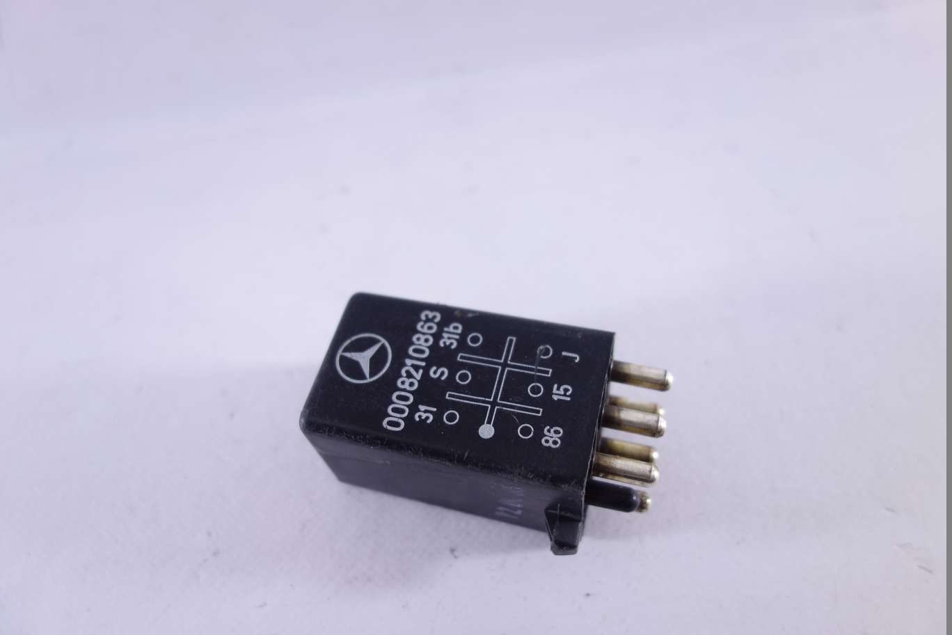 Rele Mercedes W126 0008210863 000 821 08 63 896300 89 63 00 - foto 1