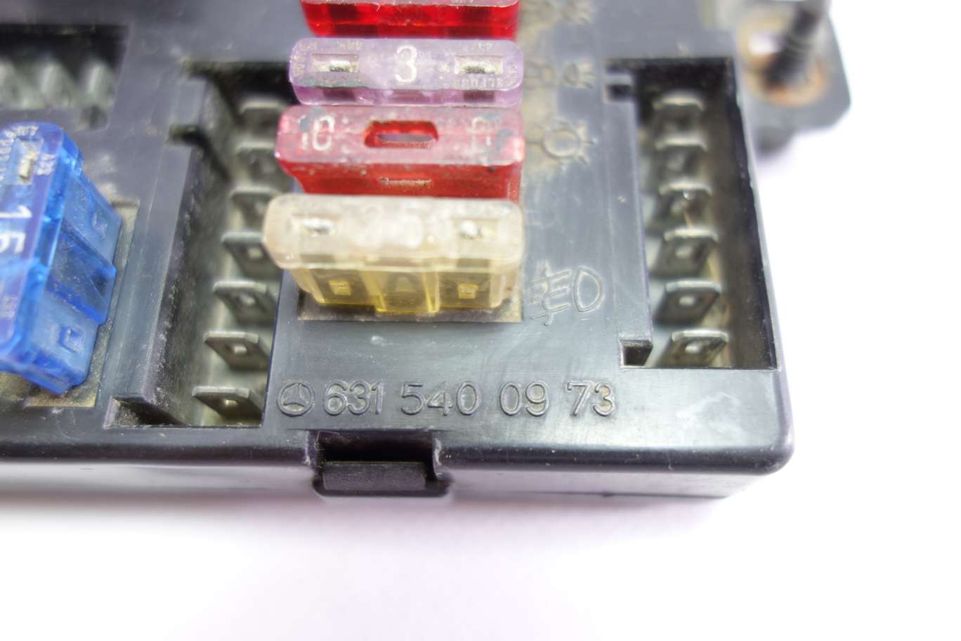 Caja de fusibles Mercedes 6315400973 631 540 09 73 - foto 2