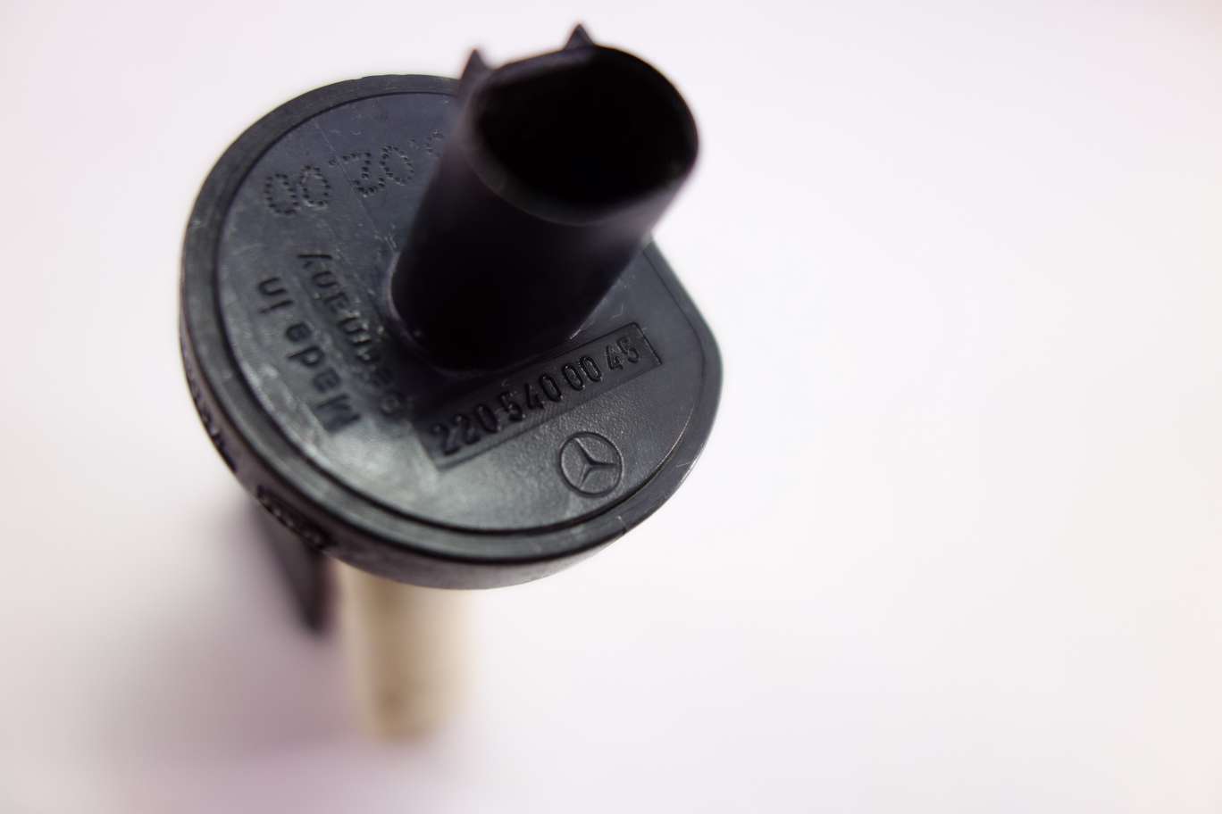 Sensor de agua Mercedes W211 2205400045 220 540 00 45 7968 00 796800 - foto 2