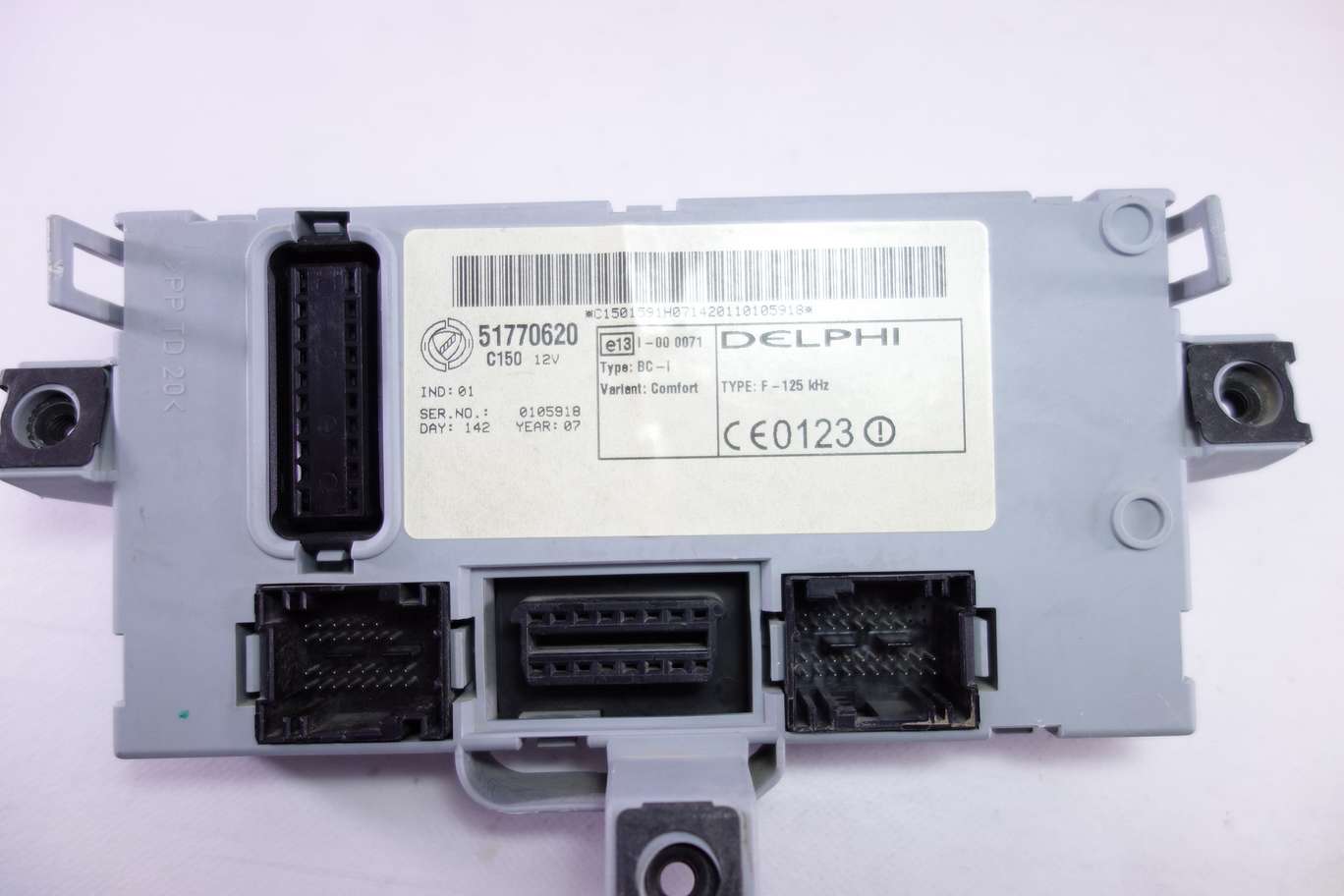 Caja de fusibles Fiat Doblo 51770620 - foto 3