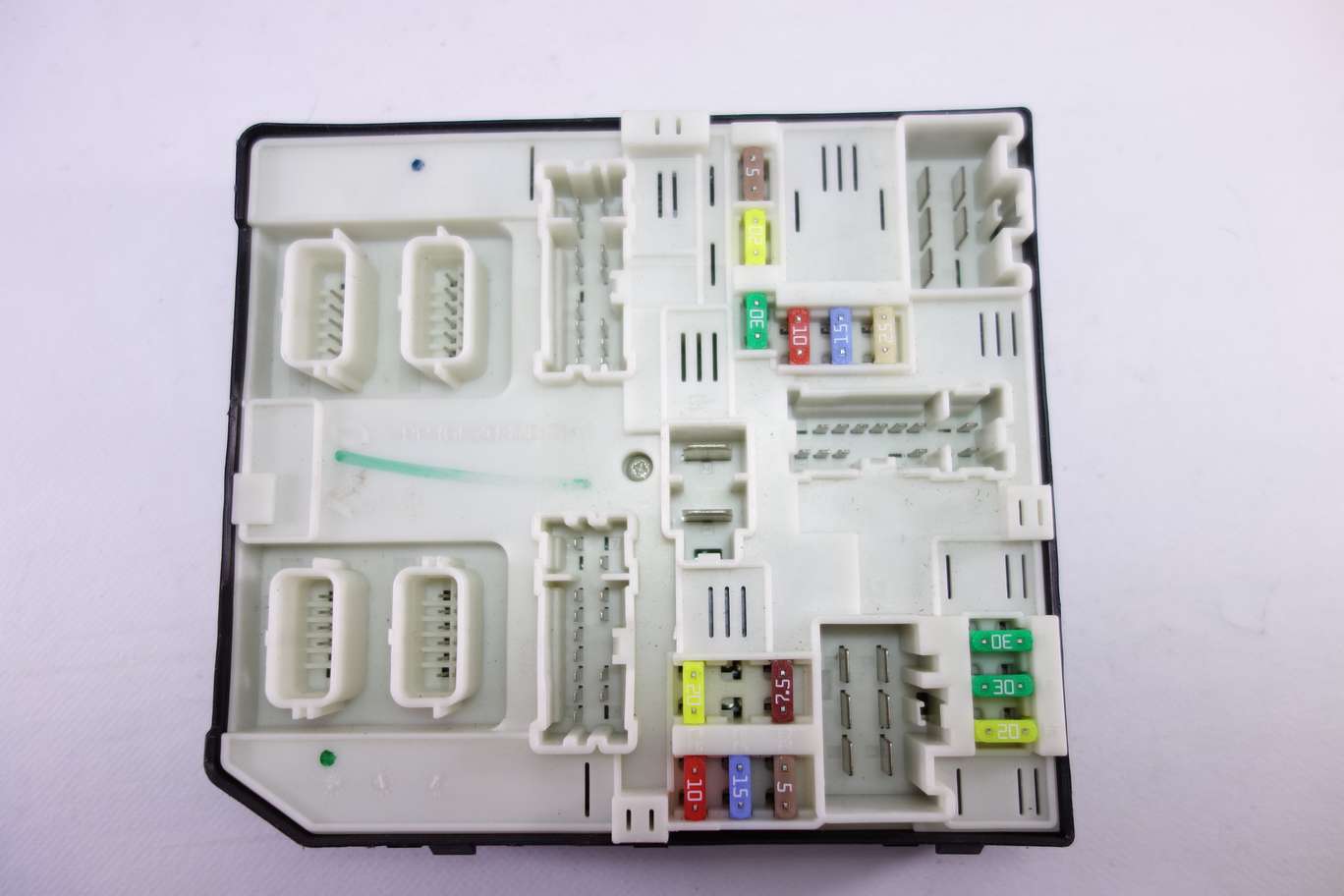 Caja de fusibles Renault Laguna 284B65636R 525202F02 - foto 1