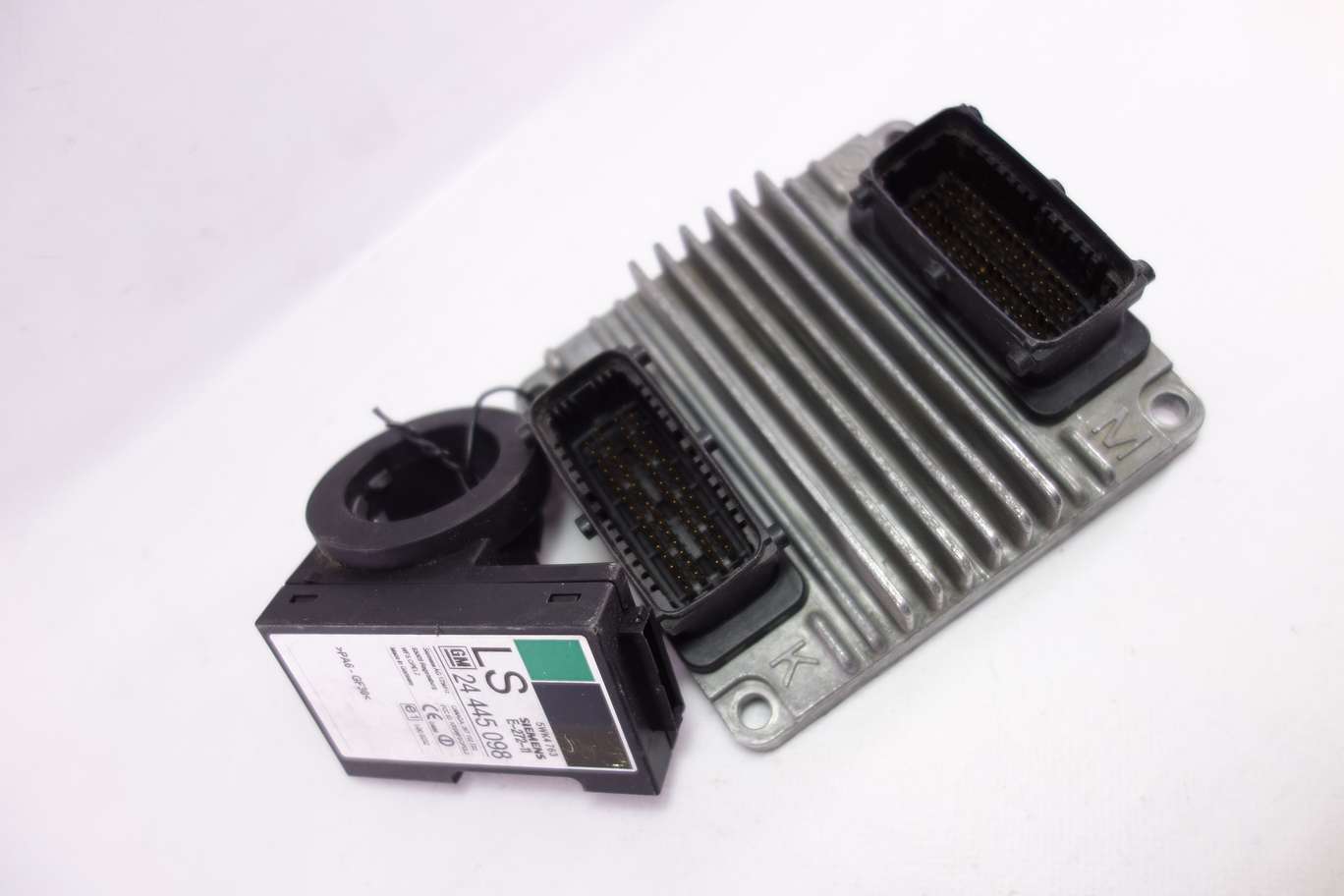 Centralita del motor Opel Astra 09391269 8972406221 24445098 24 445 098 SIEMENS 5WK4763 5WK4 763 - foto 1