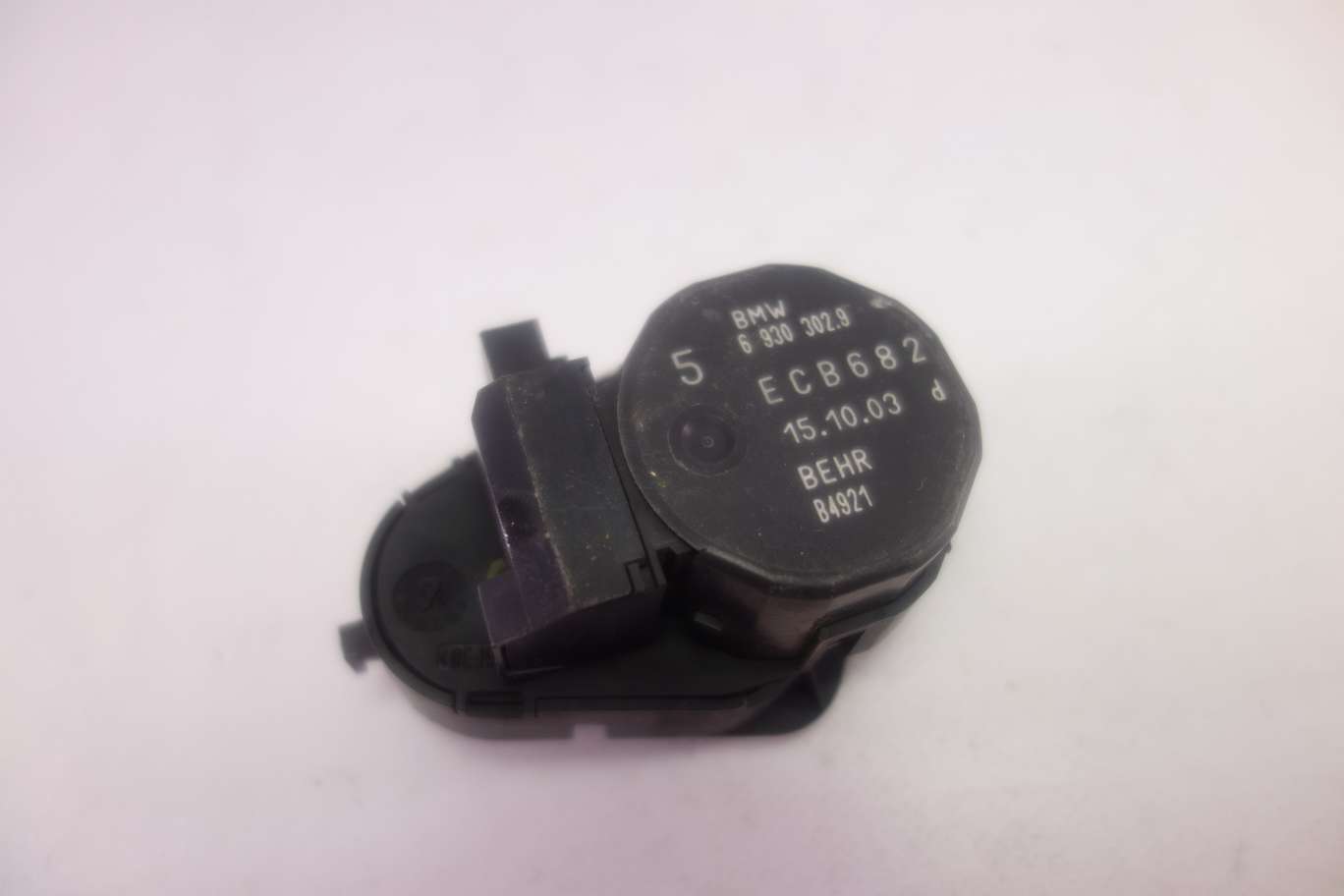 Servomotor de calefaccion BMW E60 E61 69303029 6 930 302.9 ECD682 Behr - foto 1