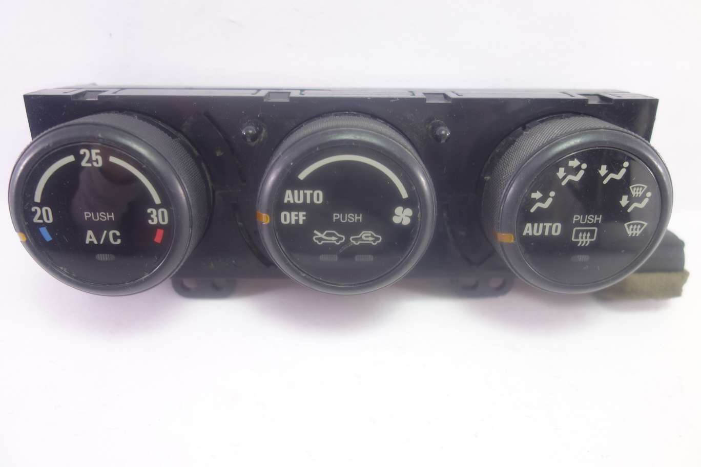 Panel de clima Suzuki Grand Vitara 9561054J21 95610-54J21 5037223514 503722-3514 - foto 1
