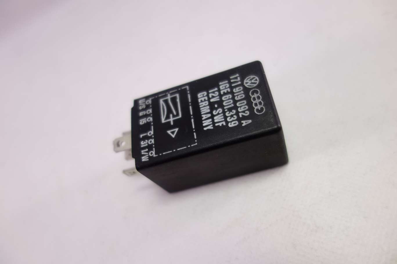 Rele VW Golf Audi A80 A100 171919092A 171 919 092 A IGE601339 IGE 601.339 - foto 1