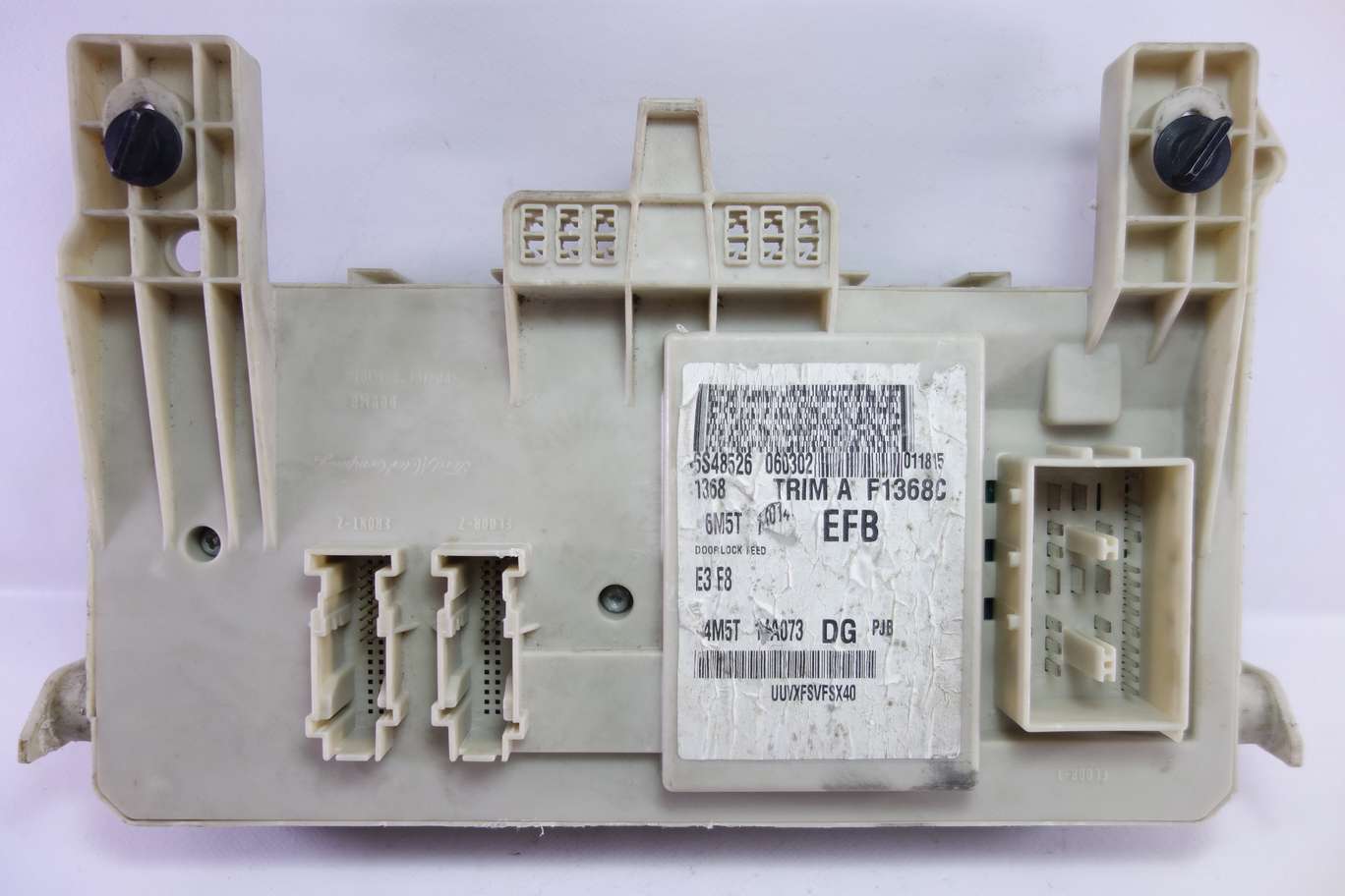 Caja de fusibles Ford Focus 4M5T14A073DG 4M5T-14A073-DG 519100606 - foto 2