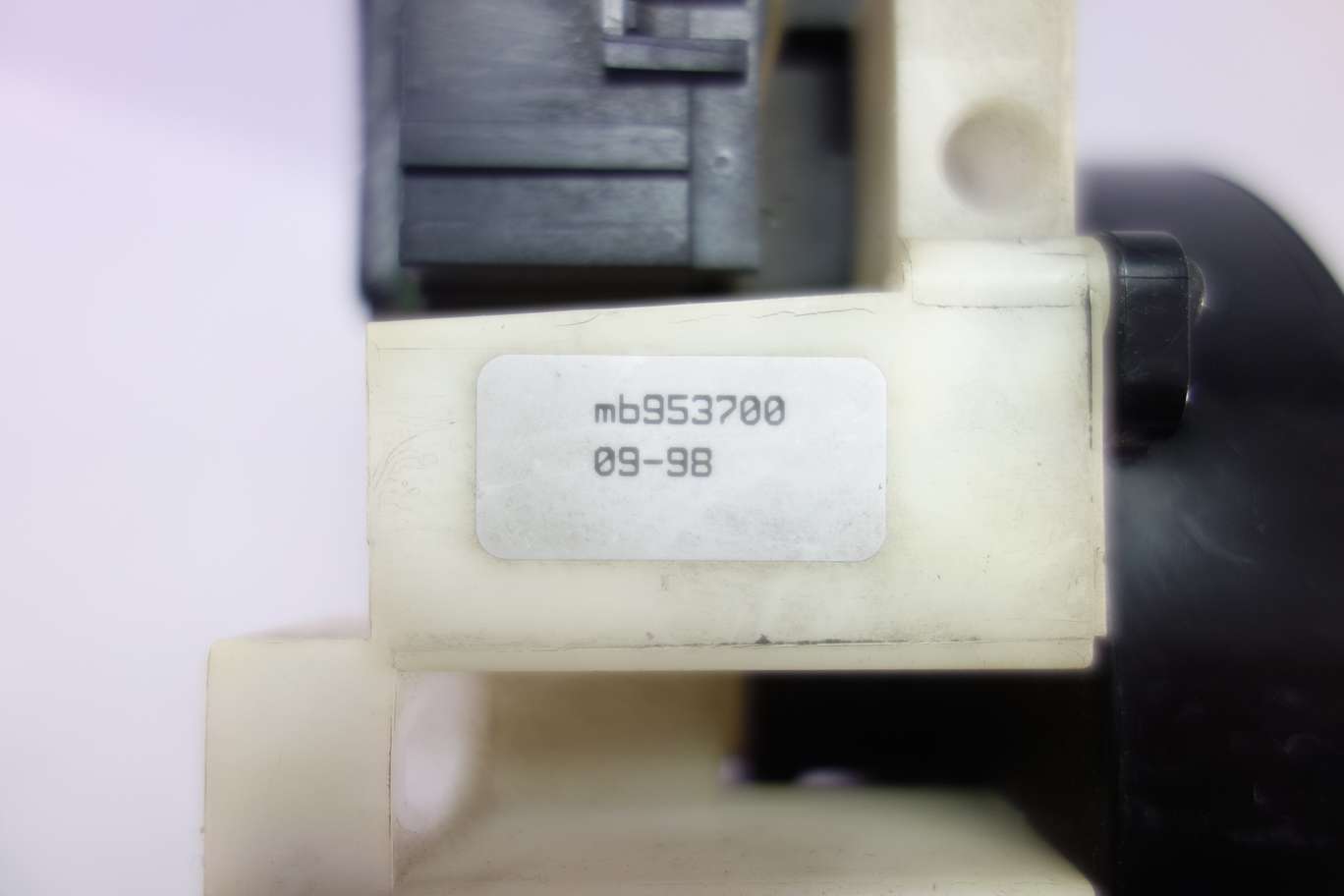 Mando de limpiaparabrisas Mitsubishi Carisma MB953700 - foto 2