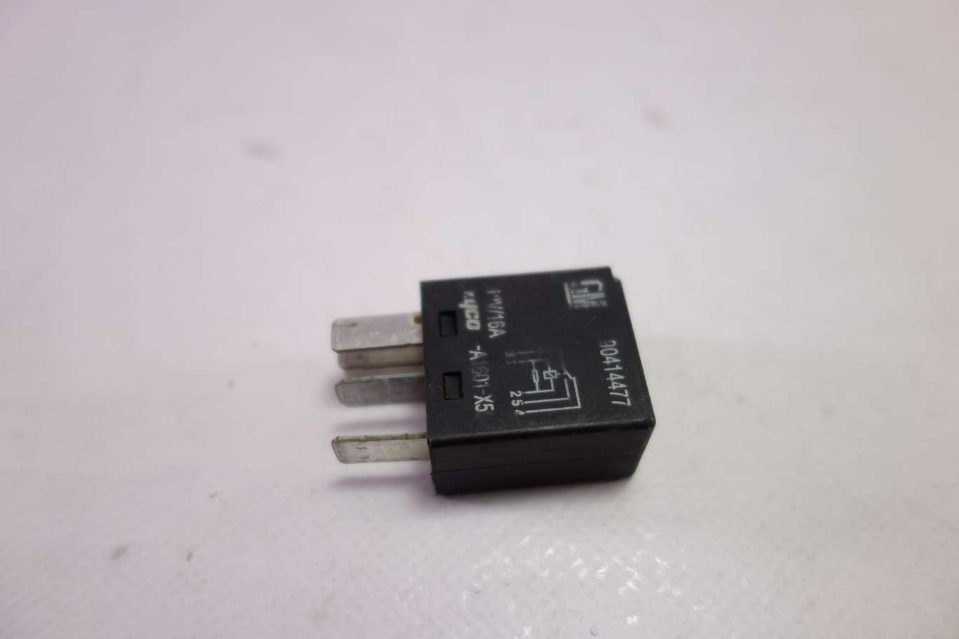 Rele Opel Astra Vectra 90414477 A1601X5 A1601-X5 - foto 1