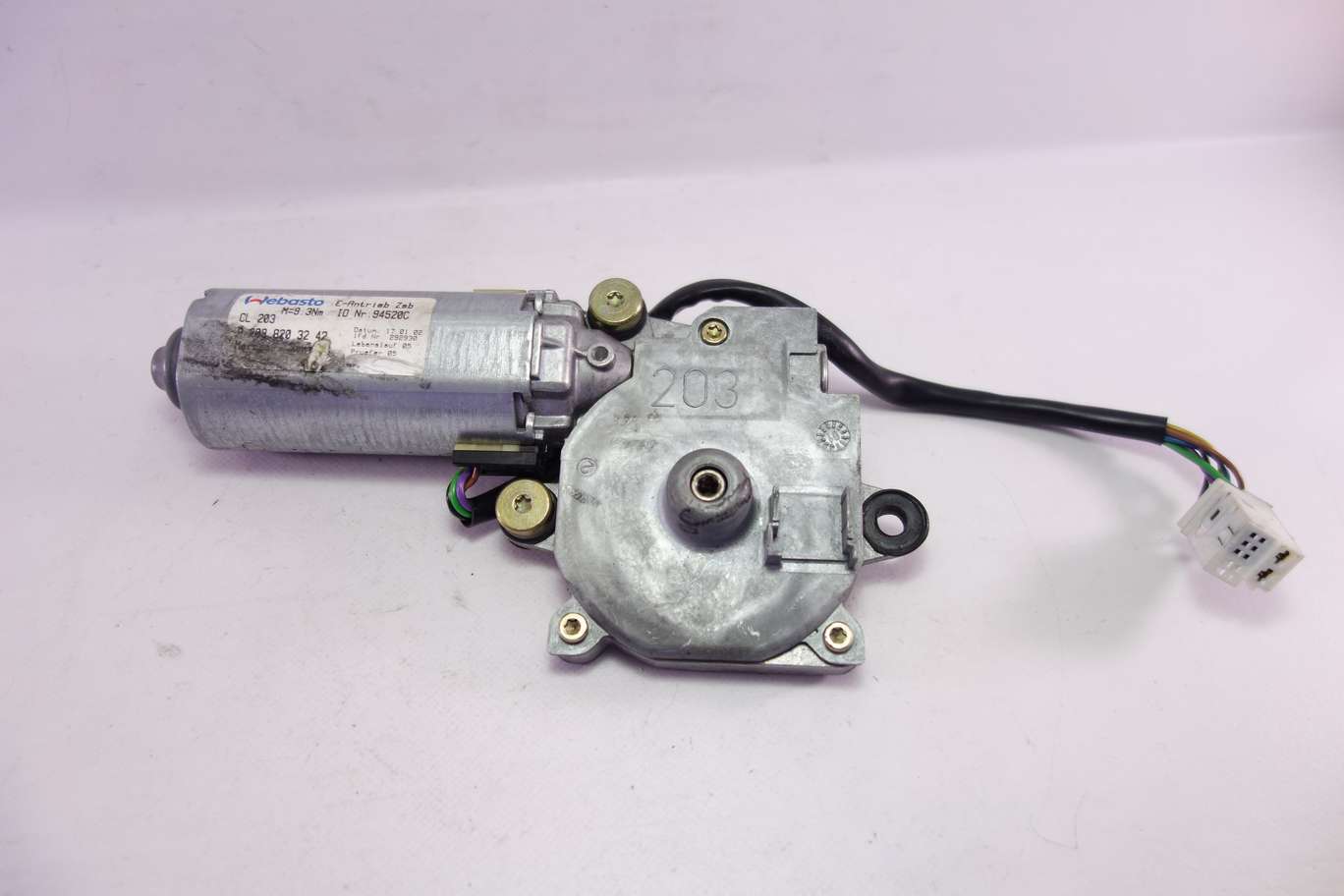 Motor de techo Mercedes CL203 C200 A2038203242 A 203 820 32 42 Bosch 0390200020 0 390 200 020 - foto 1
