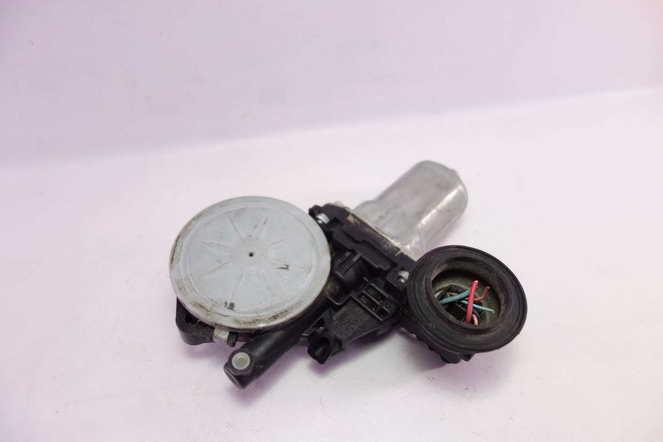 Motor de elevalunas Toyota Lexus 8572058010 85720-58010 0620401770 062040-1770 Denso - foto 1