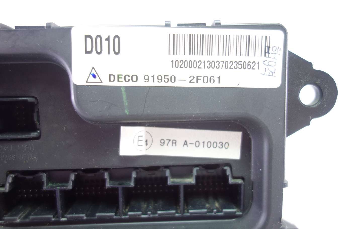 Caja de fusibles Kia Cerato 919502F061 91950-2F061 - foto 3