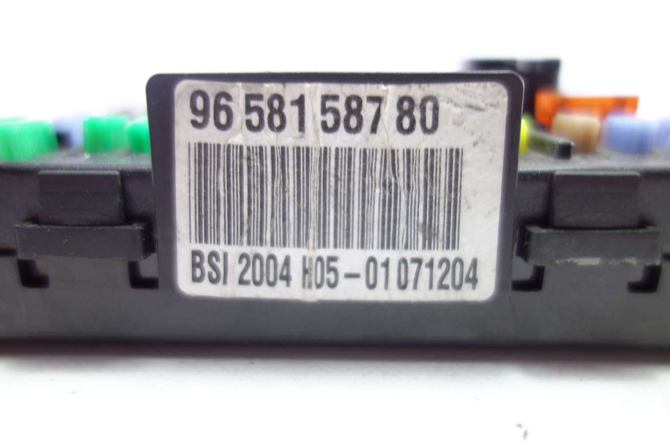 Caja de fusibles Citroen Peugeot 9658158780 96 581 587 80 - foto 2