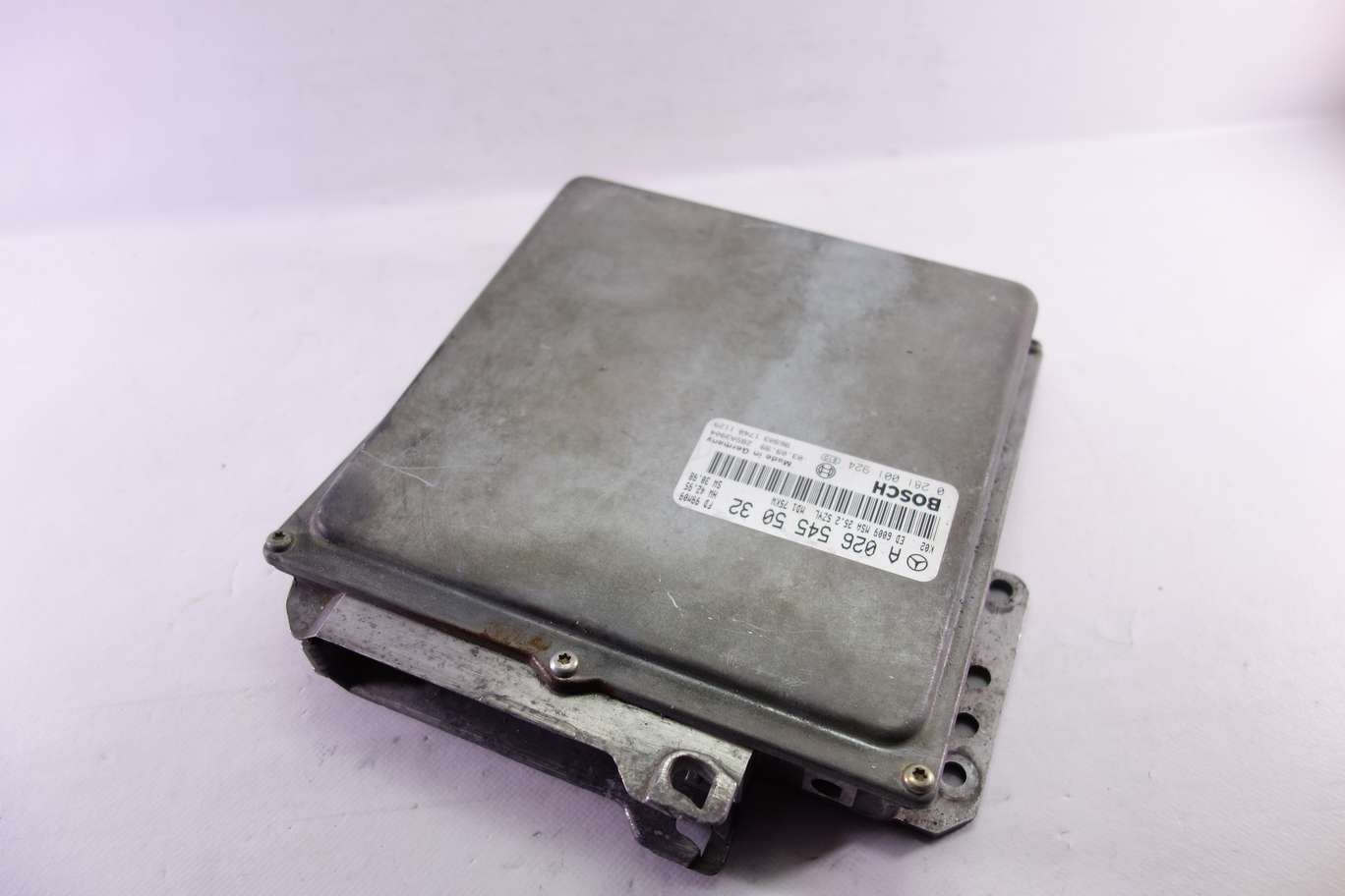 Centralita del motor Mercedes A0265455032 A 026 545 50 32 Bosch 0281001924 0 281 001 924 28SA3804 - foto 1
