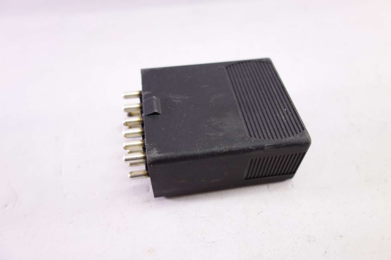 Rele Mercedes 190 W201 - foto 1