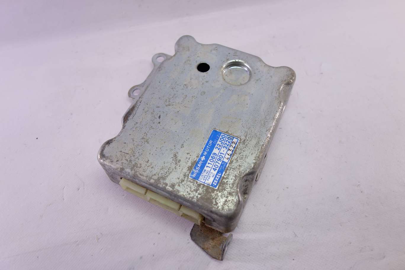 Controlador   NISSAN PATROL 1106922J00 11069 22J00 4079013220 407901-3220 - foto 1