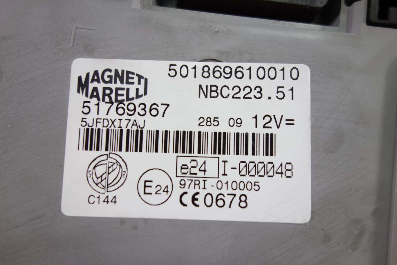 Caja de fusibles Fiat Doblo 51769367 501869610010 - foto 3