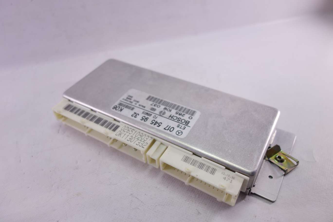 Centralita de control Mercedes R129 0175459532 K06 017 545 95 32 Bosch 0265109037 0 265 109 037 - foto 1